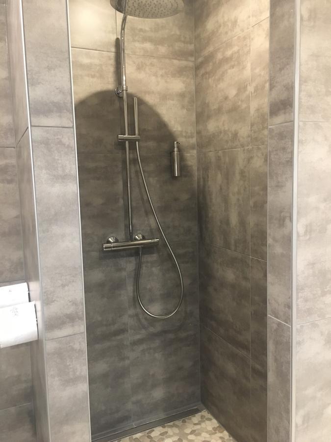Les Lofts De Styliste Aparthotel Saint-Gilles Luaran gambar