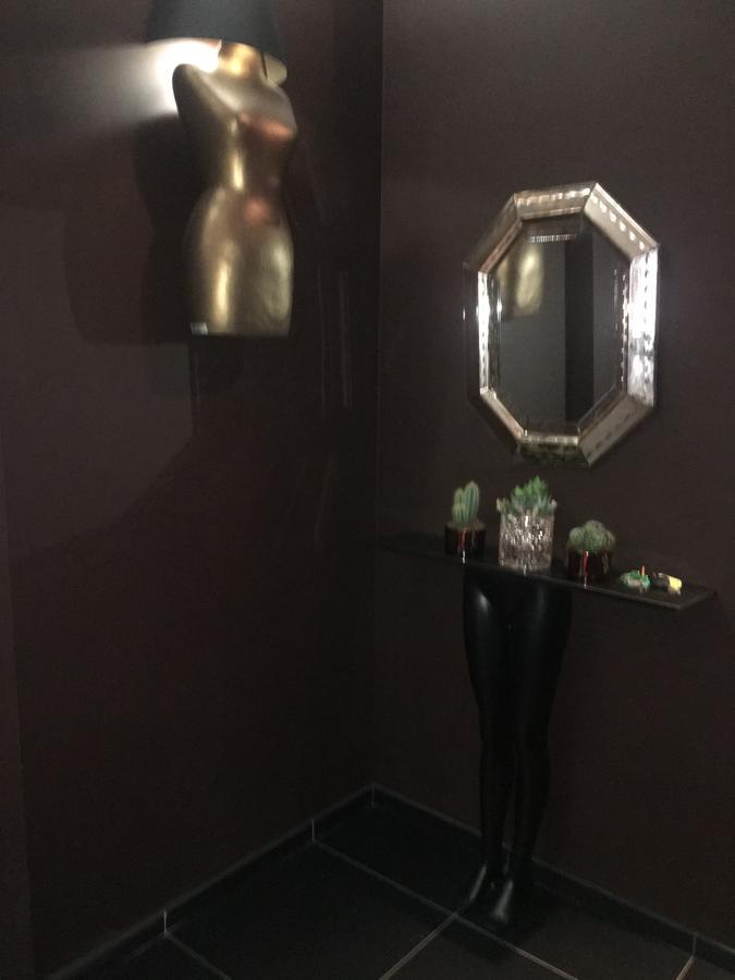 Les Lofts De Styliste Aparthotel Saint-Gilles Luaran gambar