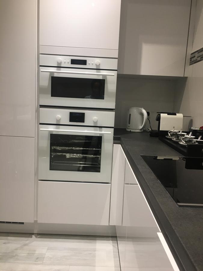 Les Lofts De Styliste Aparthotel Saint-Gilles Luaran gambar