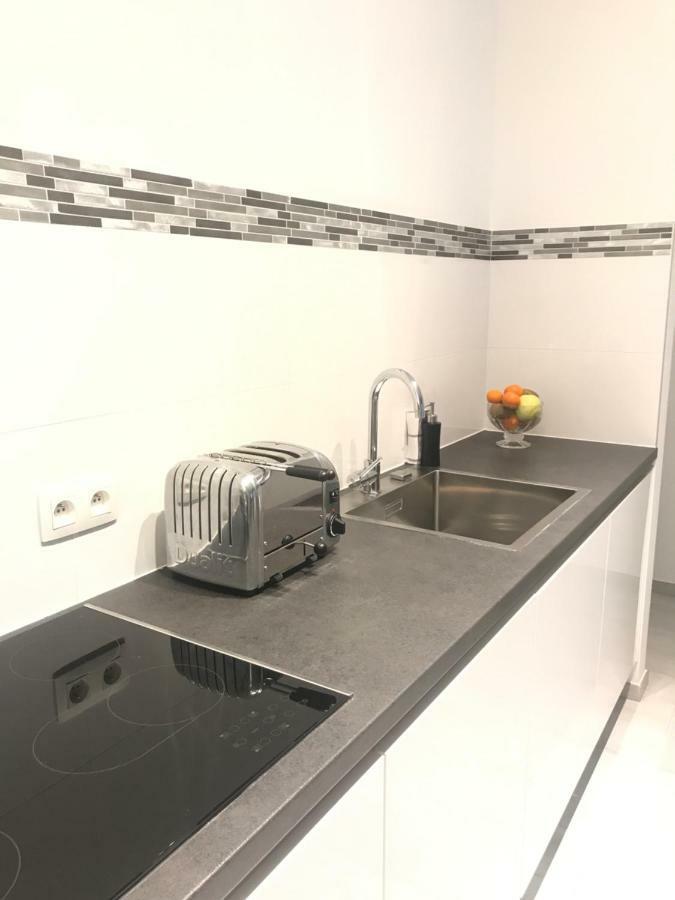 Les Lofts De Styliste Aparthotel Saint-Gilles Luaran gambar